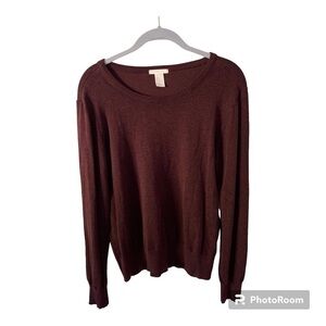 NWOT H&M Burgundy Knit Lightweight Sweater in Size M